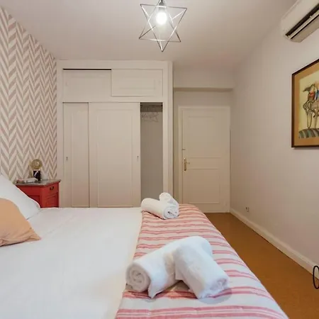 Apartment O&l Aire - Spacious And Bright In The Heart Of
