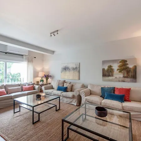 O&l Aire - Spacious And Bright In The Heart Of Apartment *
