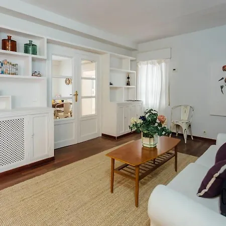 O&l Aire - Spacious And Bright In The Heart Of